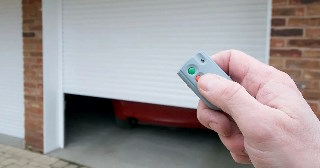 Купить автоматику для рулонных ворот Таганрог, цена от 2759 руб.