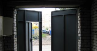 Купить гаражные ворота распашные Таганрог, цена от 3904 руб.