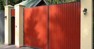 Купить ворота из профнастила Таганрог, цена от 4112 руб.